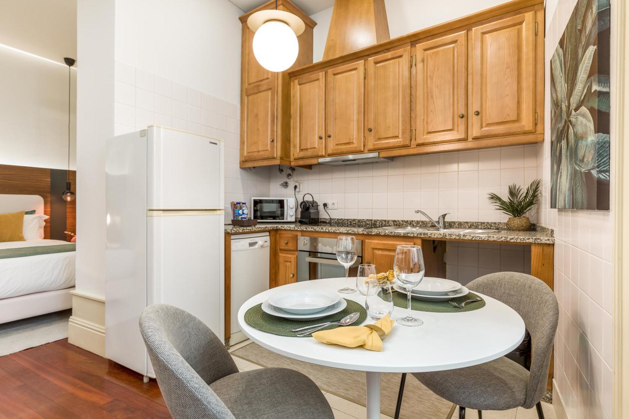 Apartments2Stay I Porto - Flores ภายนอก รูปภาพ